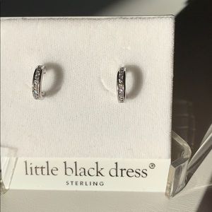 NWT Sterling Silver CZ mini hoop earrings